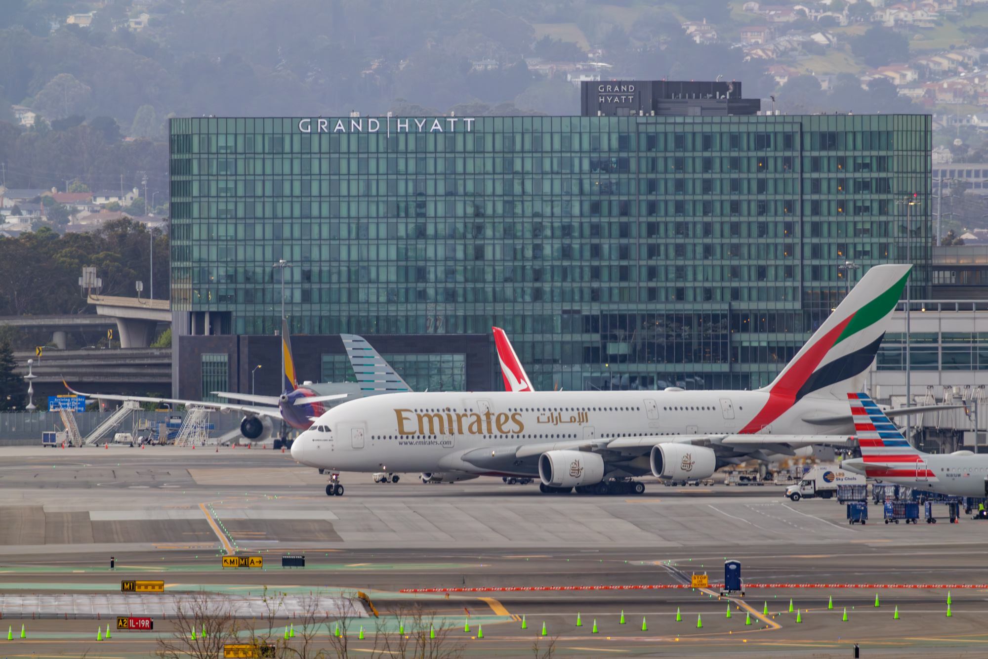 Emirates Airbus A380-800 departing SFO for DXB.
Date: 2026-03-31
Registration: A6-EUW
@emirates @flysfo @airbus @grandhyattatsfo  #A380 #PlaneSpotting #AviationPhotography #Aviation #Travel #SFO #Airbus