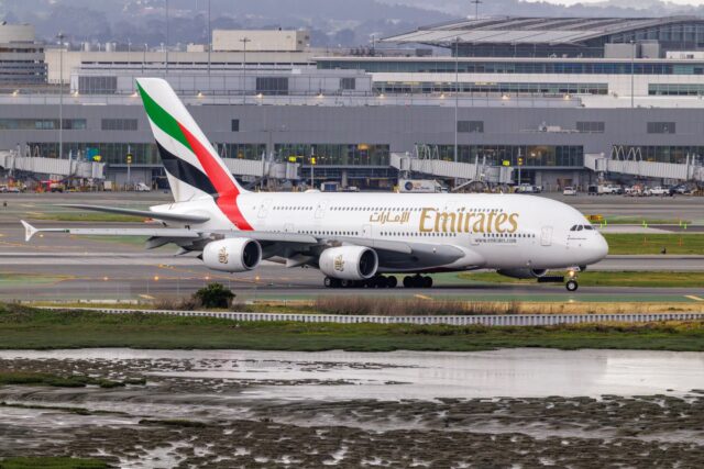 Emirates Airbus A380-800 departing SFO for DXB.
Date: 2026-03-31
Registration: A6-EUW
@emirates @flysfo @airbus #A380 #PlaneSpotting #AviationPhotography #Aviation #Travel #SFO #Airbus