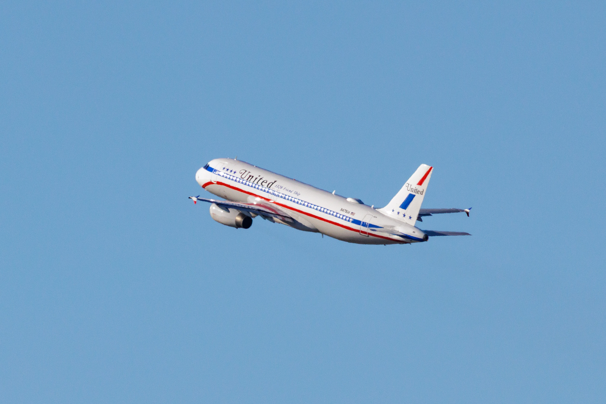 United Airlines Airbus A320-200 85th Anniversary Retrojet - A320 Friend Ship

@united @flysfo #UnitedAirlines #Airbus #A320 #A320FriendShip #AviationPhotography #Aviation #Travel #SFO