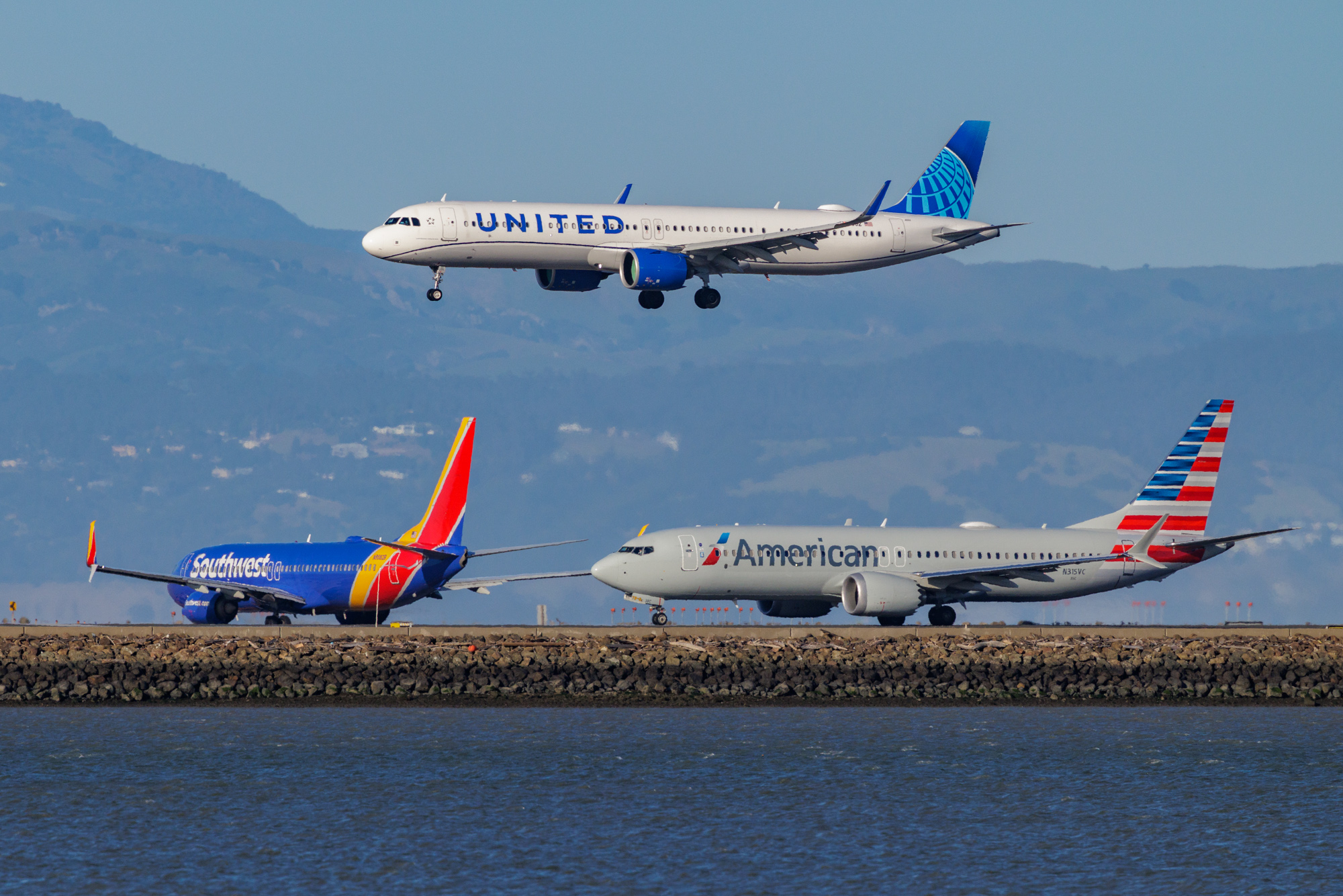 Busy times at SFO

#planespotting #aviation #aviationphotography #travel @flysfo