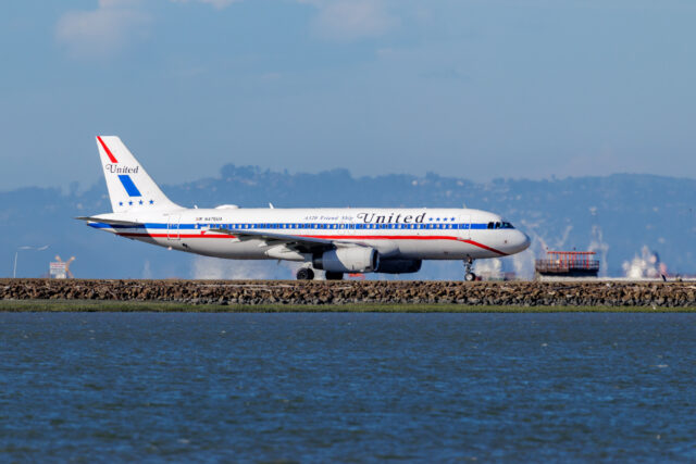 United Airlines Airbus A320-200 85th Anniversary Retrojet - A320 Friend Ship

@united @flysfo #UnitedAirlines #Airbus #A320 #A320FriendShip #AviationPhotography #Aviation #Travel #SFO