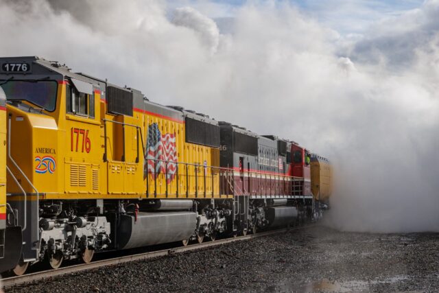 BigBoy Train leaving Roseville, CA. Disappearing in a cloud of steam.

#America250 #Railroad #UnionPacific #BigBoy #UP4014 #Photography #railfanning @cityofroseville #travel #Train #SteamTrain #SteamLocomotive @uprr #up